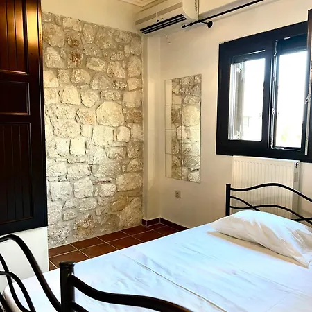 Nyaraló Sea And Stone