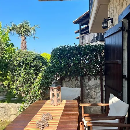 Sea And Stone Дом отдыха Афитос