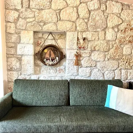 Holiday home Sea And Stone Afytos