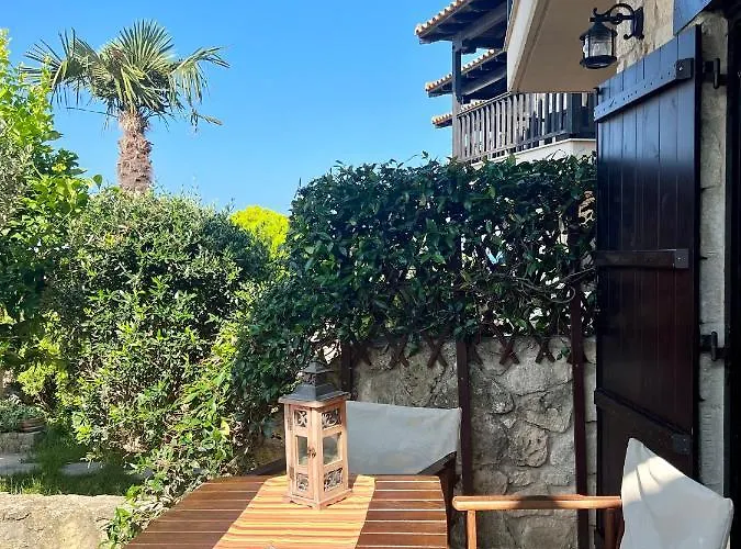 Sea And Stone Tatil Evi Afytos